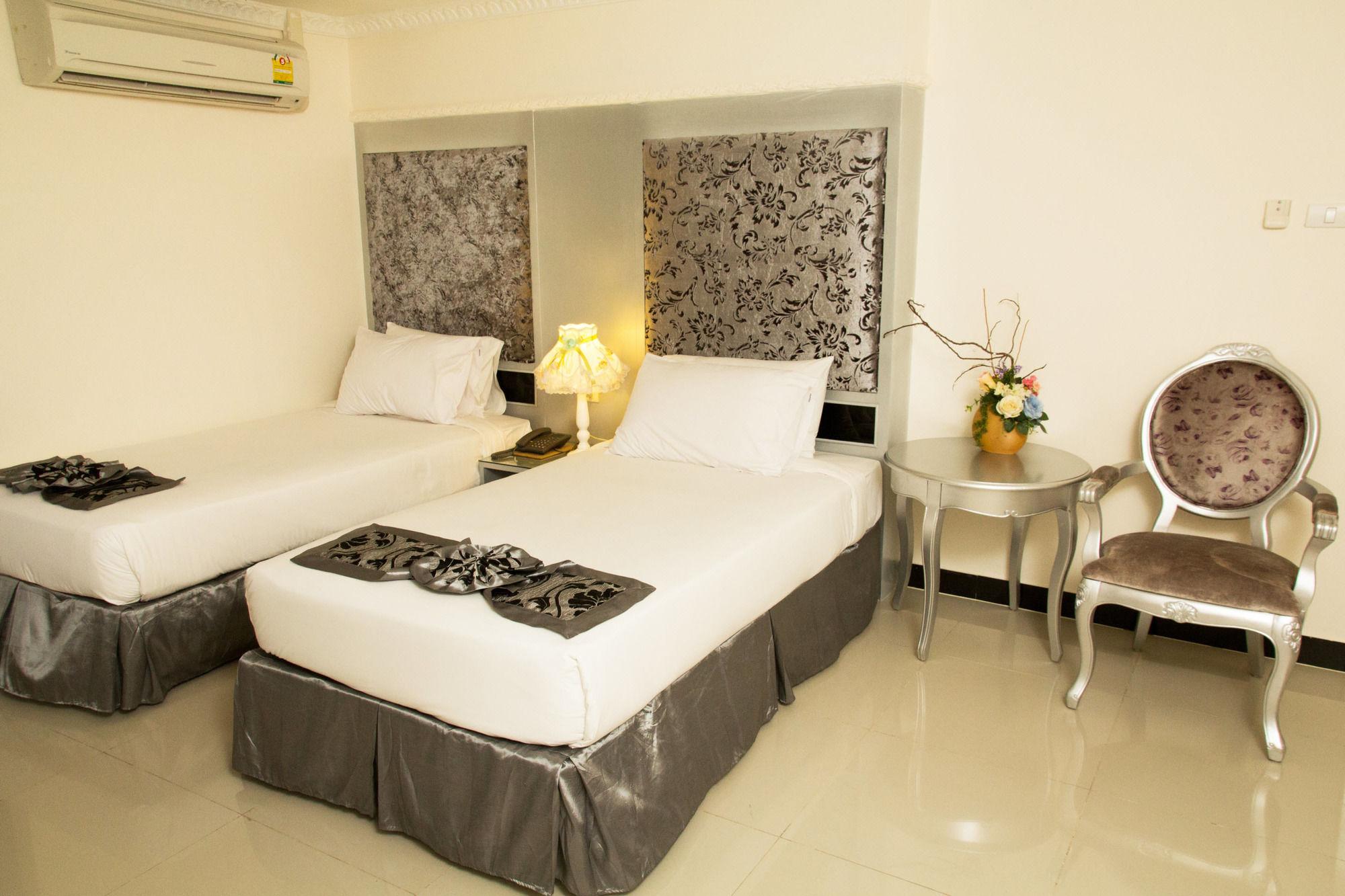 Pattaya International Lodge エクステリア 写真